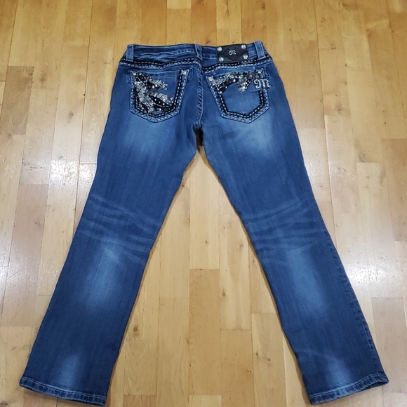 Miss Me Ankle Length Capris Size 28 - Picture 4 of 11